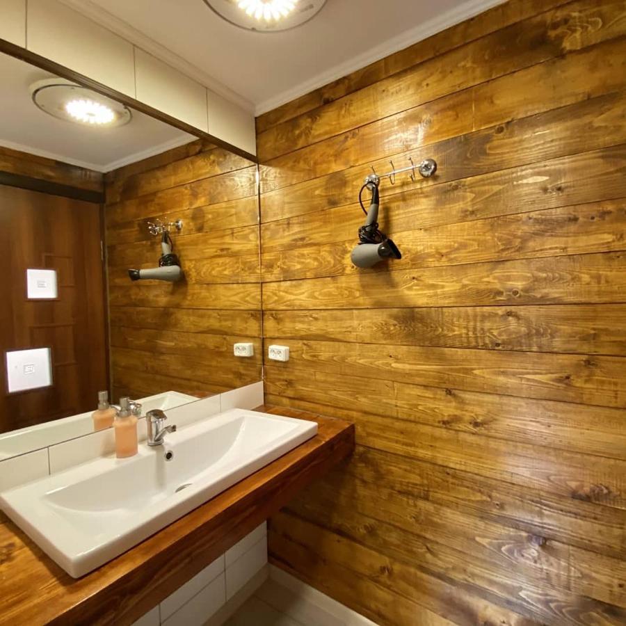 Salo I Mandry Apartment Rakhiv Luaran gambar