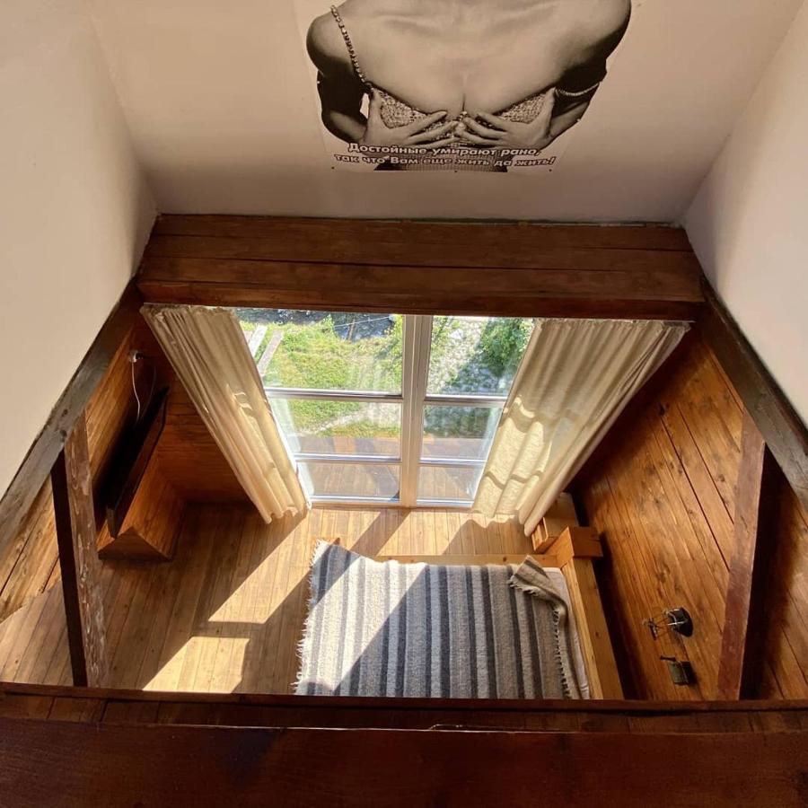 Salo I Mandry Apartment Rakhiv Luaran gambar