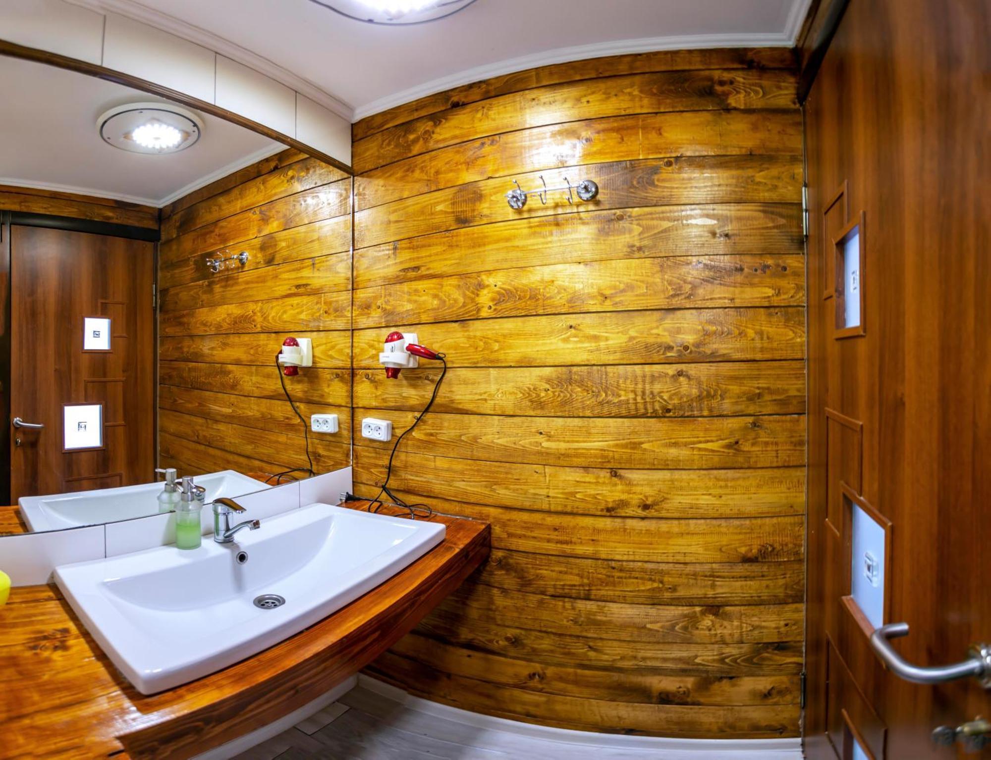 Salo I Mandry Apartment Rakhiv Luaran gambar